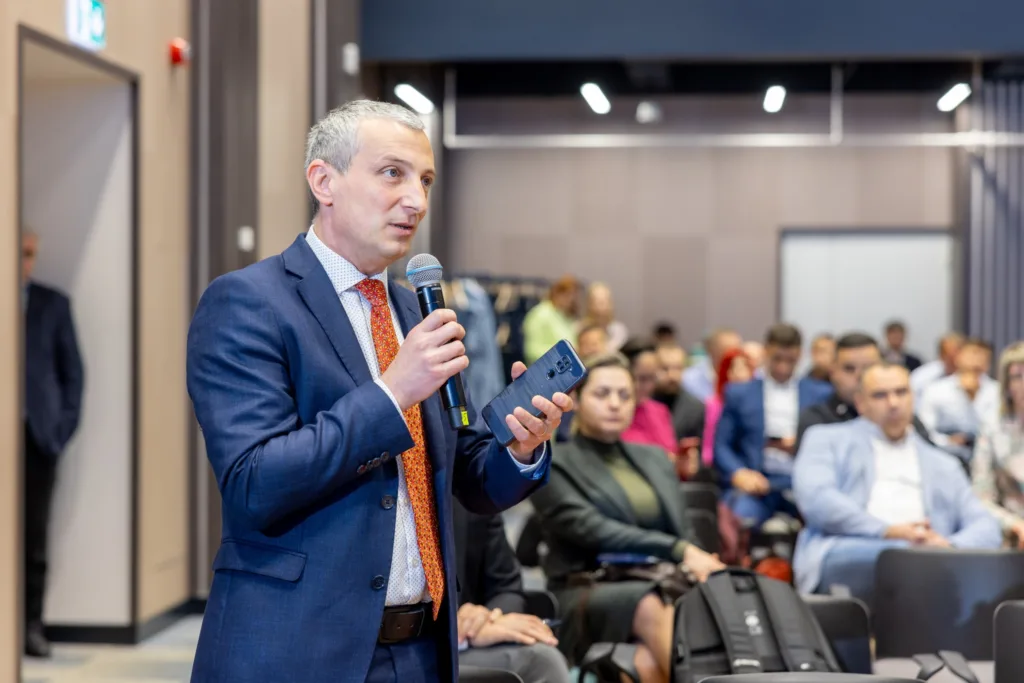 Săndulescu: Mai devreme sau mai târziu, Energocomul trebuie fragmentat în mai multe entități 1 RENERGY
