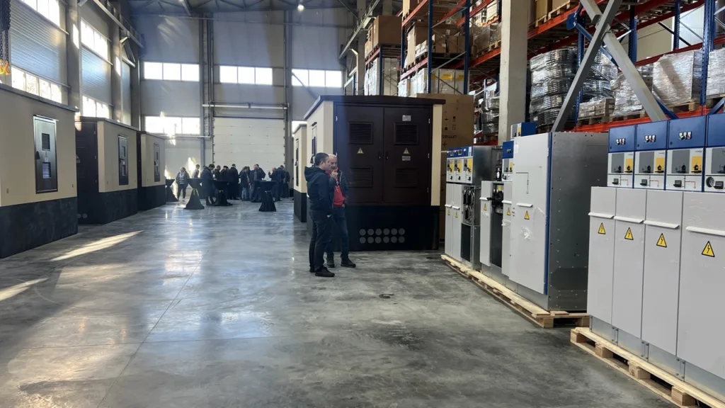 Energia care gândește digital. Cum a transformat HABSEV o hală industrială într-un hub al viitorului energetic 12 RENERGY