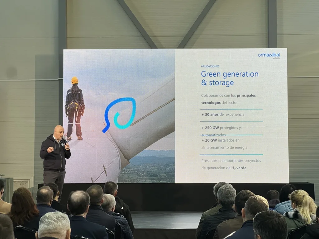 Energia care gândește digital. Cum a transformat HABSEV o hală industrială într-un hub al viitorului energetic 4 RENERGY