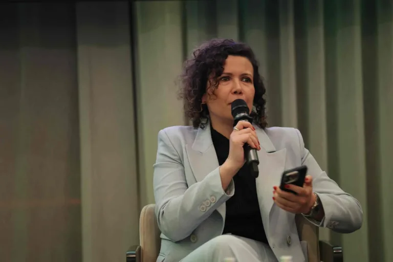 Cristina Pereteatcu pleacă de la Minister. Junghietu: „Îi mulțumim pentru proiectele pornite și în derulare”