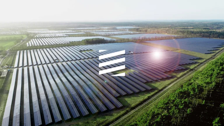 ANRE actualizează pentru 2026 tarifele și prețurile la energia din regenerabile