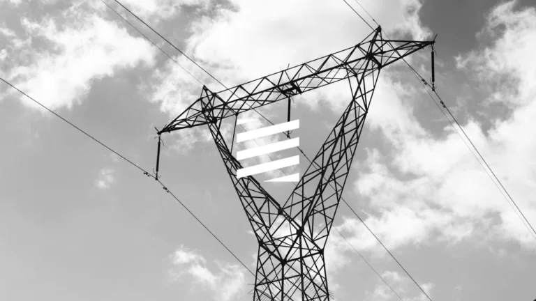 ULTIMA ORĂ: Guvernul relaxează exporturile de energie electrică și aplică reguli mai dure pe tradingul de energie