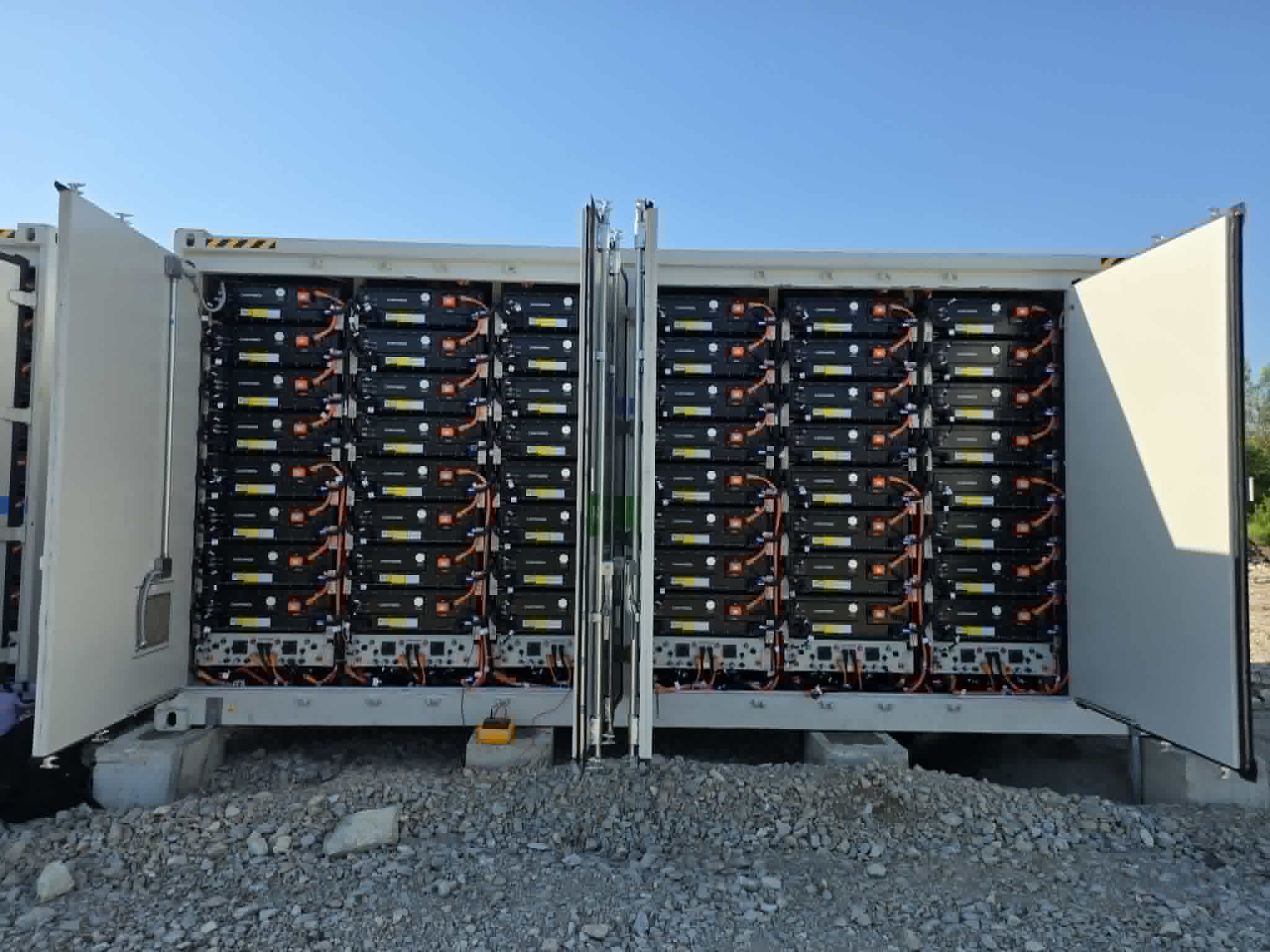 Parc BESS 100 MW Veliko Tarnovo — Cospowers și Kirsan Energy